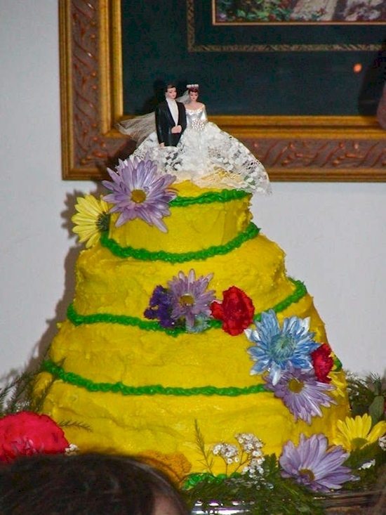 wedding-cake-disaster-10