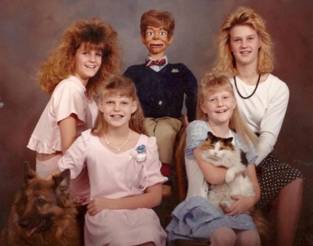 awkward-family-portrait-20