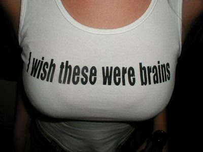 girl-in-funny-t-shirts-16