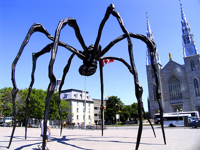 Giant spider sculpture